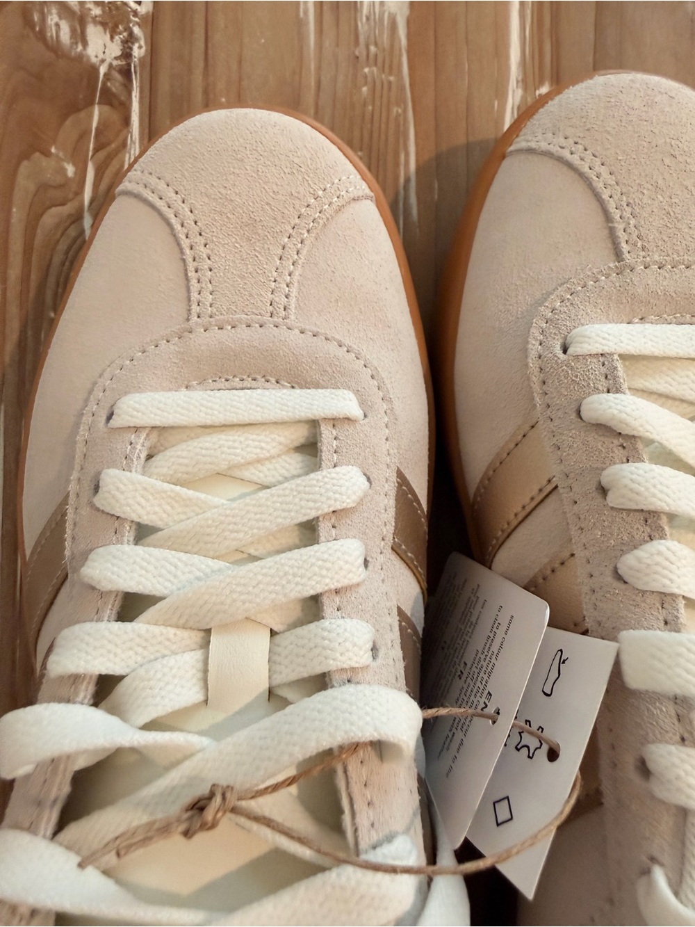 adidas VL Court 3.0 Suede Sneakers Beige Taupe Gold Metallic Stripes (Size 8) - Picture 5 of 10